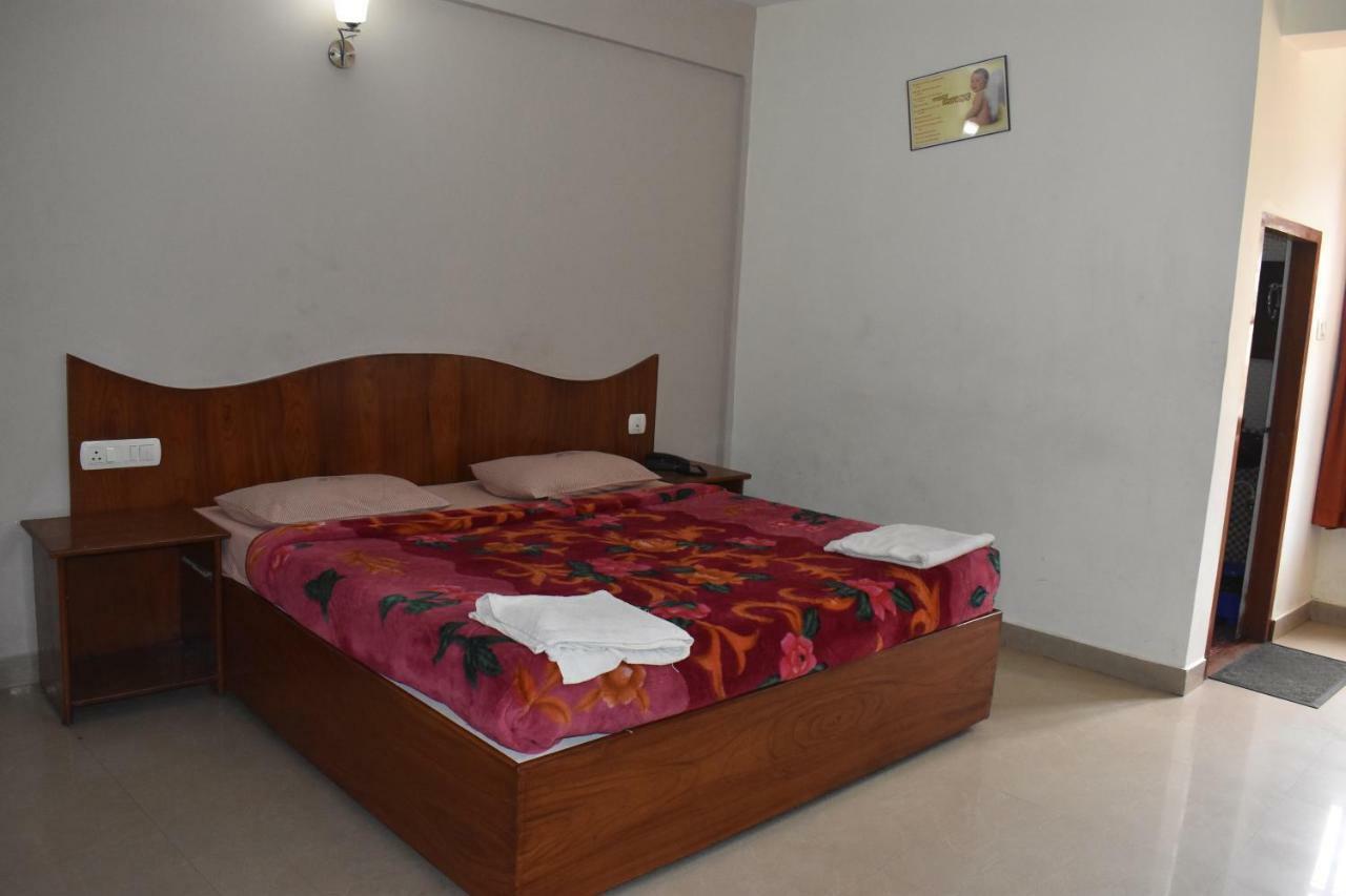Eden Holidays Ev Munnar Exterior photo