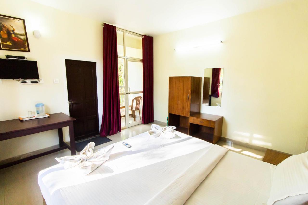 Eden Holidays Ev Munnar Exterior photo